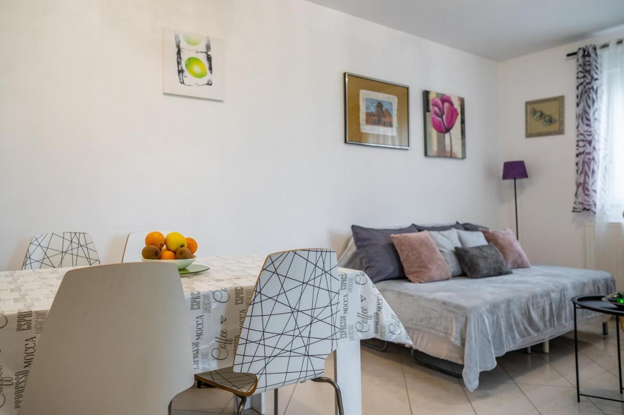 With A Parking Space - 21369 Pula